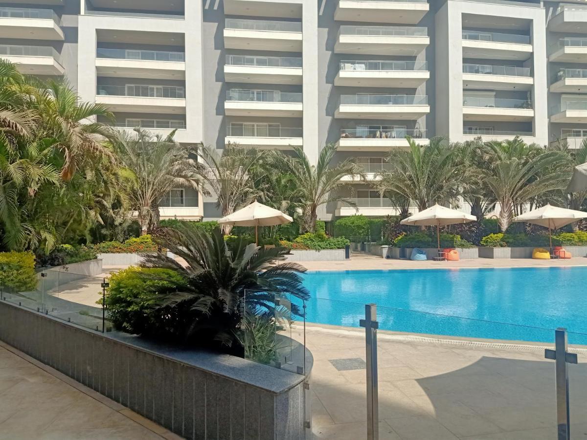 Fully Furnished Apartment At Ocean Blue Compound Kairo Exteriör bild